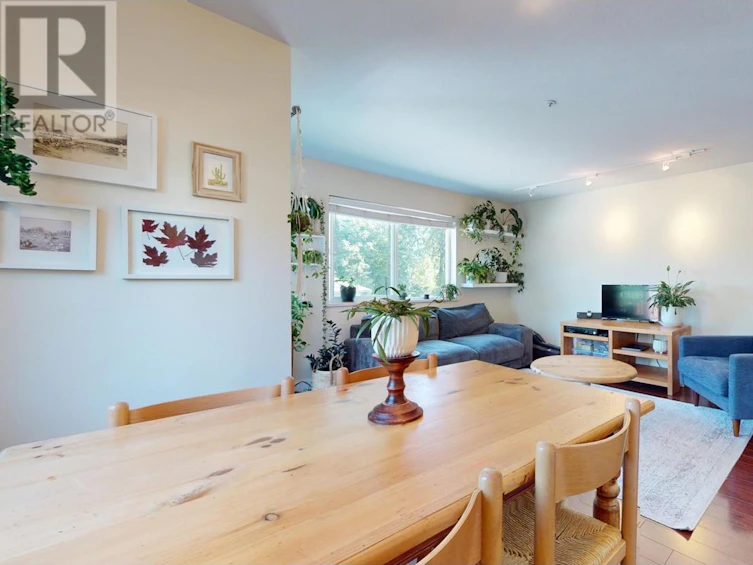 E201-40180 Willow Crescent, Squamish, BC, V8B 0M3 - 16