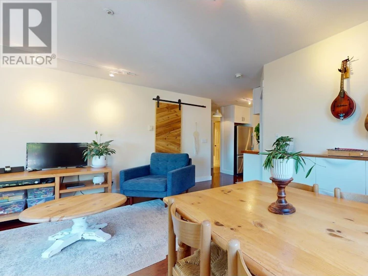 E201-40180 Willow Crescent, Squamish, BC, V8B 0M3 - 17
