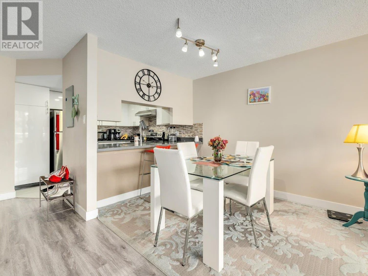 305-1065 Quayside Drive, New Westminster, BC, V3M 1C5 - 7