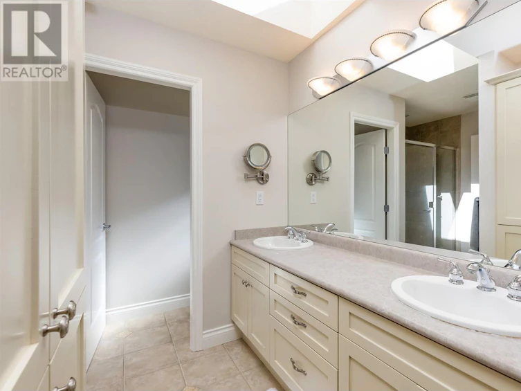 1008 Kilmer Road, North Vancouver, BC, V7K 1R1 - 23
