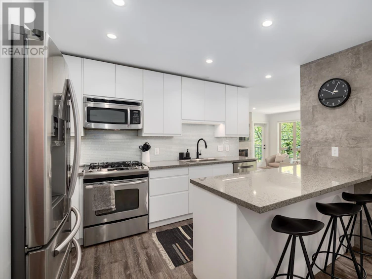 305-701 Klahanie Drive, Port Moody, BC, V3H 5L6 - 5