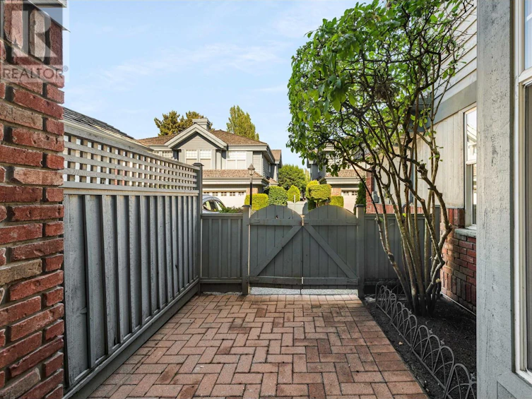 7-8171 Steveston Highway, Richmond, BC, V7A 1M4 - 2
