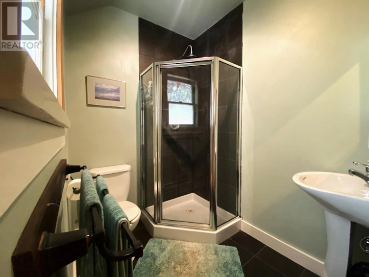 3880 Pioneer Road, Pemberton, BC, V0K 1P0 - 11