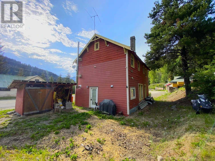 3880 Pioneer Road, Pemberton, BC, V0K 1P0 - 17