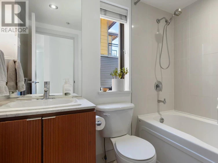 3804 Commercial Street, Vancouver, BC, V5N 4G2 - 17