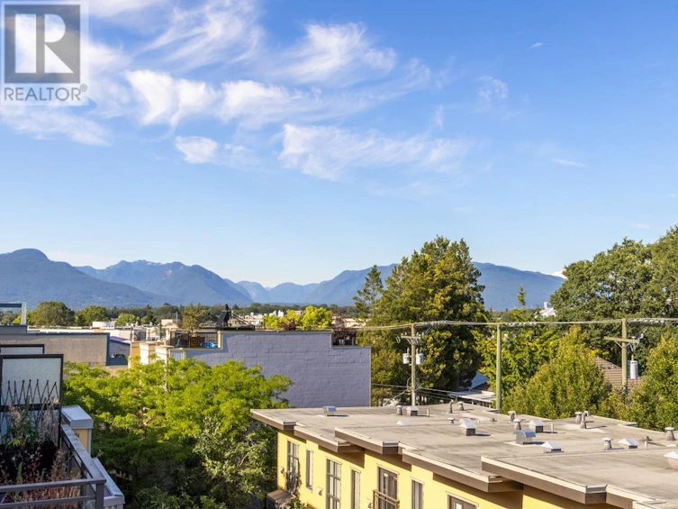 3804 Commercial Street, Vancouver, BC, V5N 4G2 - 4