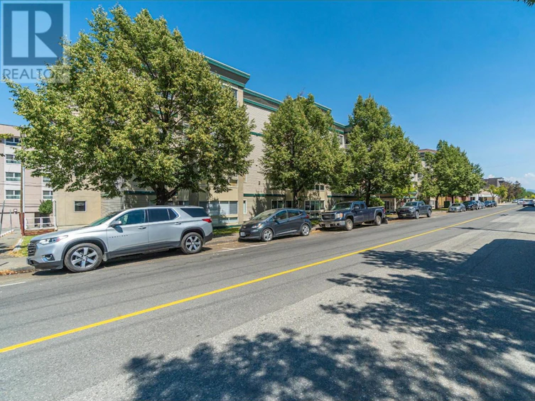101-360 Battle Street, Kamloops, BC, V2C 2L6 - 11