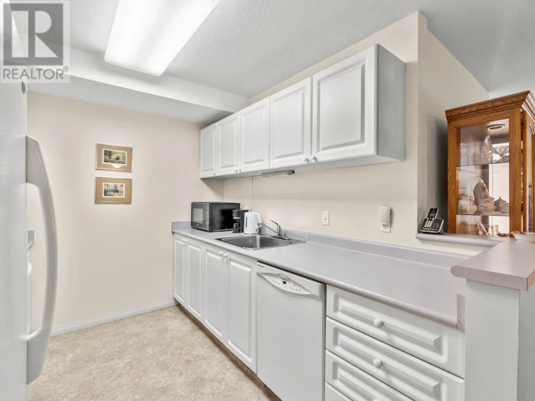 101-360 Battle Street, Kamloops, BC, V2C 2L6 - 8