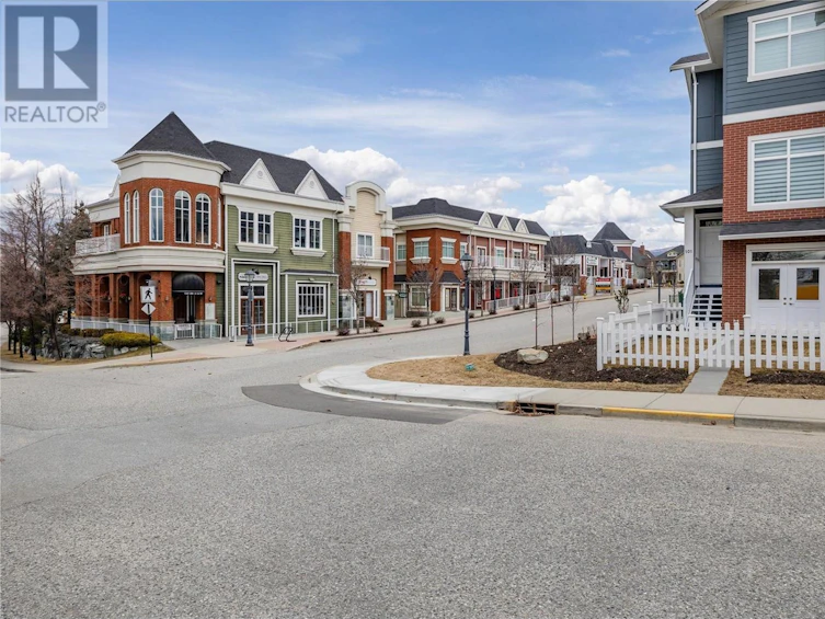 106-5300 Main Street, Kelowna, BC, V1W 4V1 - 44