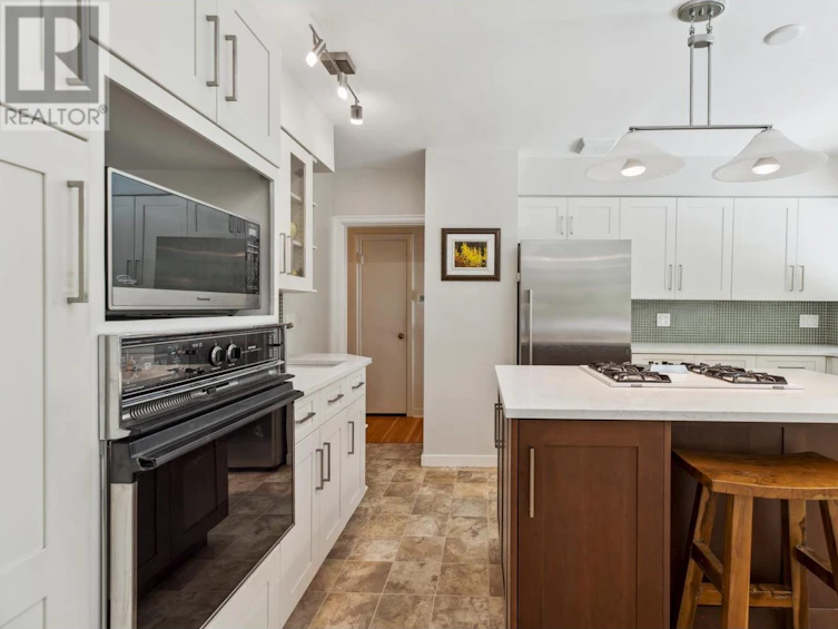 1380 Doran Road, North Vancouver, BC, V7K 1M9 - 10