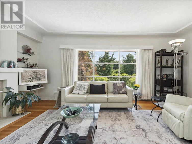 1380 Doran Road, North Vancouver, BC, V7K 1M9 - 4