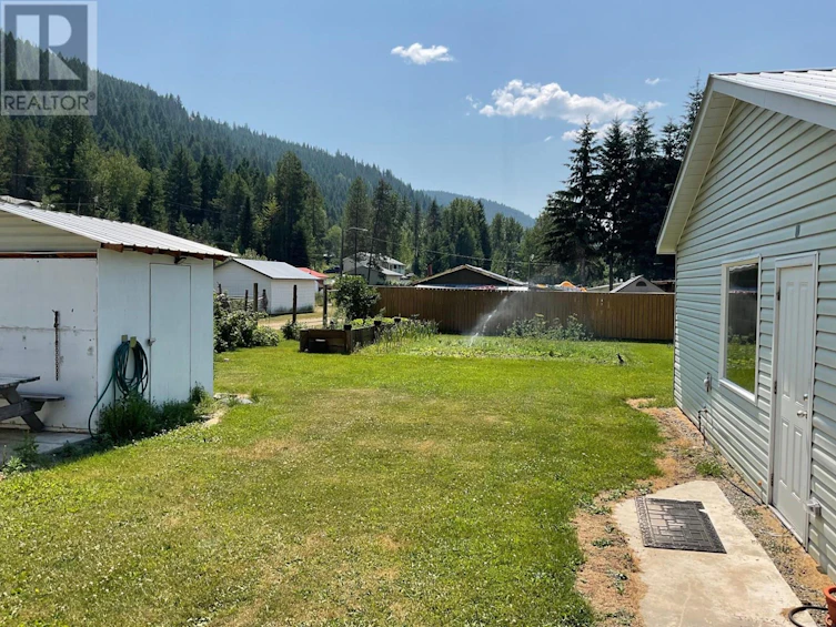 618 N Kimberley Avenue, Greenwood, BC, V0H 1J0 - 10
