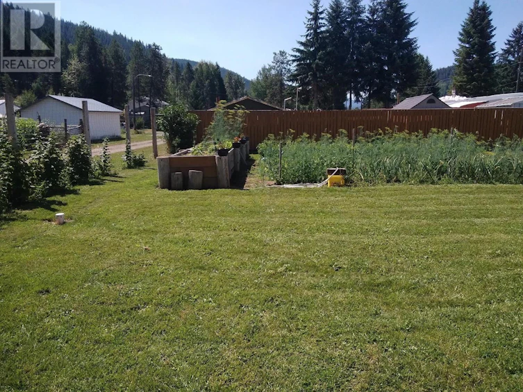 618 N Kimberley Avenue, Greenwood, BC, V0H 1J0 - 14