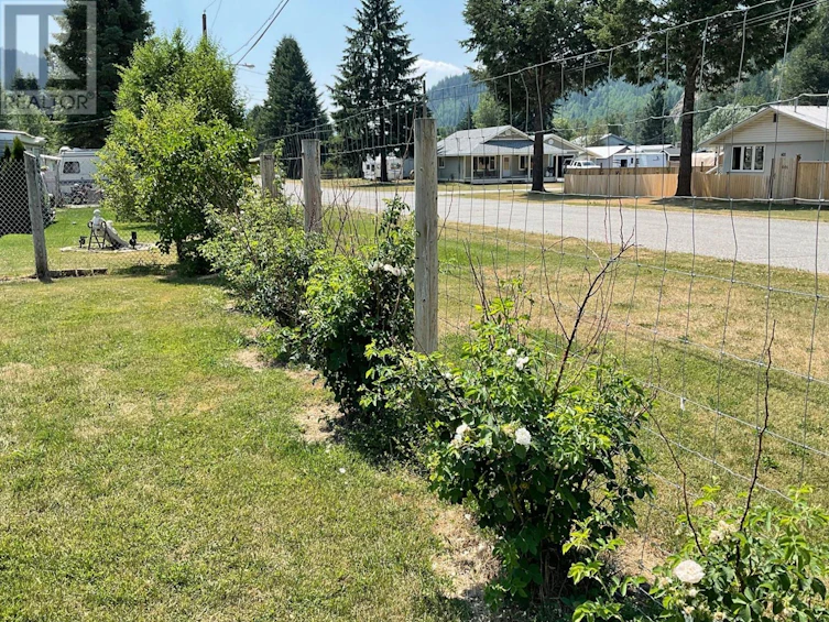 618 N Kimberley Avenue, Greenwood, BC, V0H 1J0 - 7