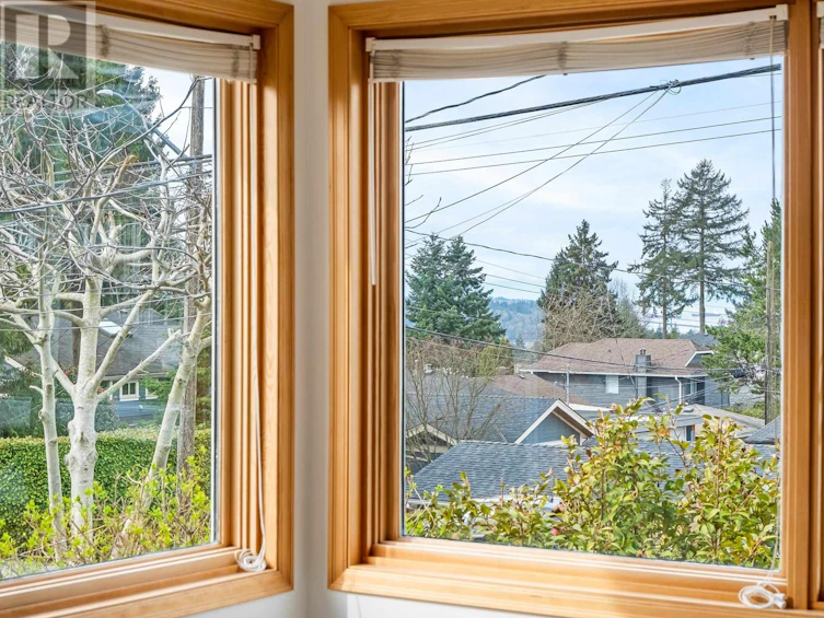 2740 Chesterfield Avenue, North Vancouver, BC, V7N 3M4 - 13