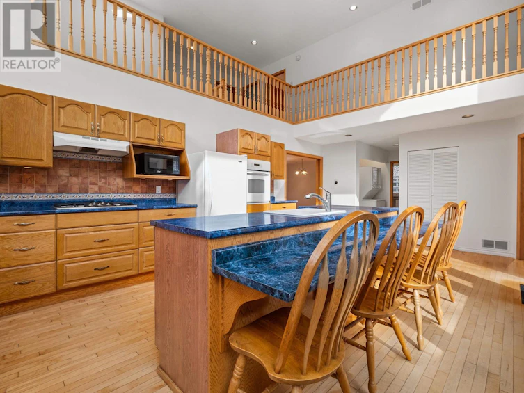 2740 Chesterfield Avenue, North Vancouver, BC, V7N 3M4 - 5