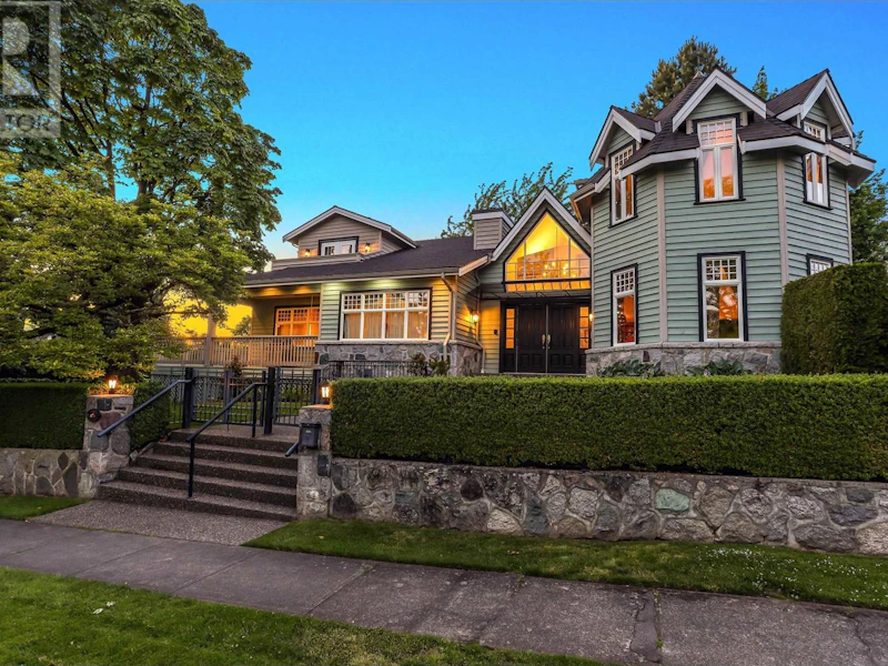 1805 W 61st Avenue, Vancouver BC V6P 2C5