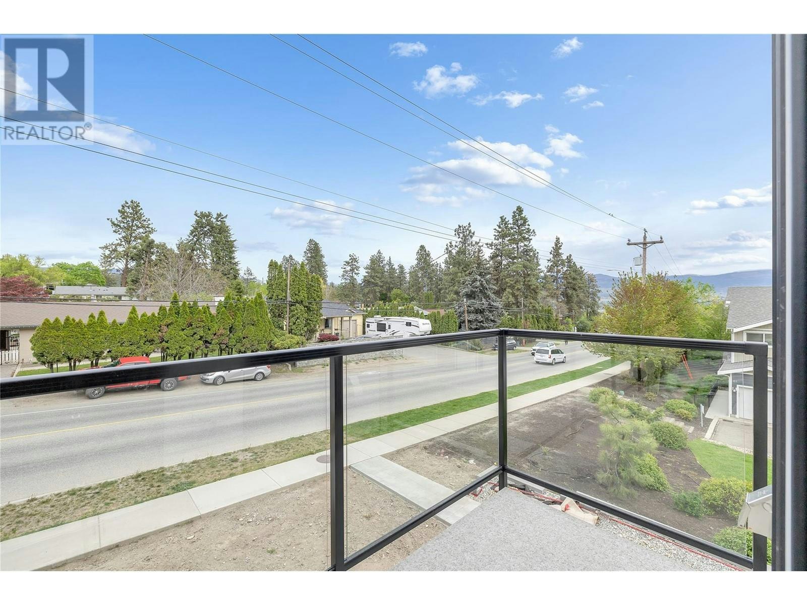 112-1455 Cara Glen Court, Kelowna, BC, V1V 2J1 - 46