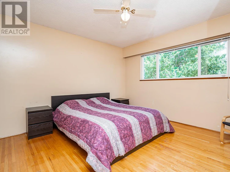 2476 East 29th Avenue, Vancouver, BC, V5R 1T9 - 13