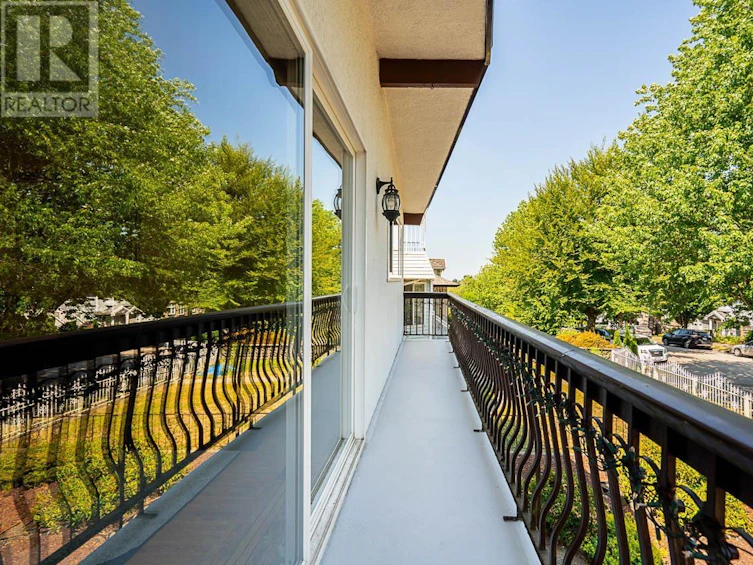 2476 East 29th Avenue, Vancouver, BC, V5R 1T9 - 20