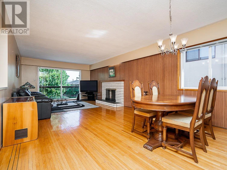 2476 East 29th Avenue, Vancouver, BC, V5R 1T9 - 7