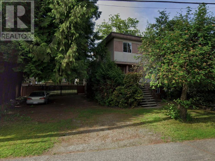 2252 Pitt River Road, Port Coquitlam, BC