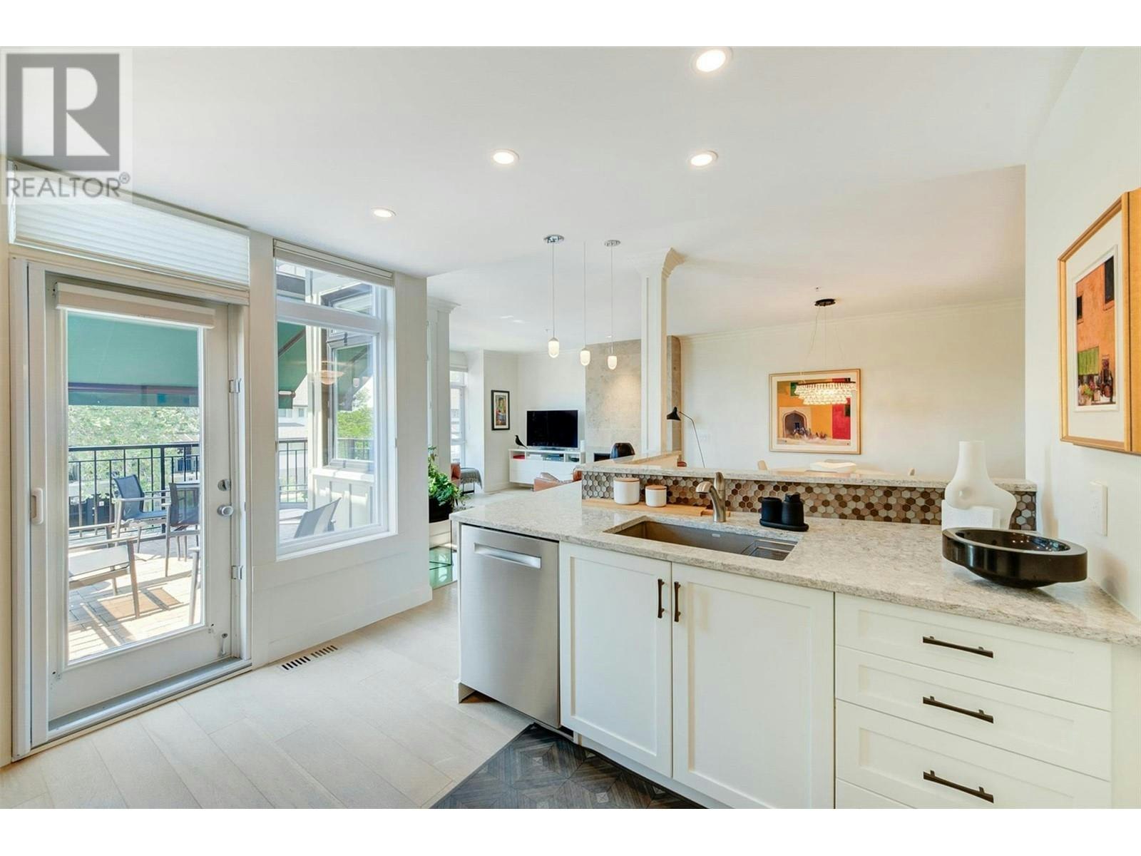112-2901 Abbott Street, Kelowna, BC, V1Y 1G7 - 19