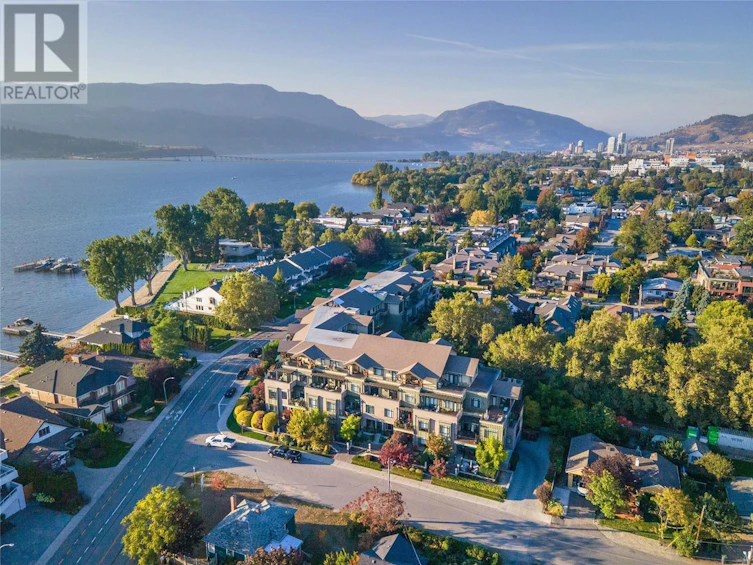 112-2901 Abbott Street, Kelowna, BC, V1Y 1G7 - 2