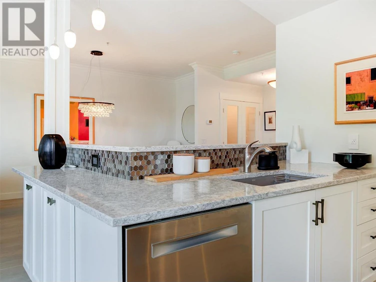 112-2901 Abbott Street, Kelowna, BC, V1Y 1G7 - 20