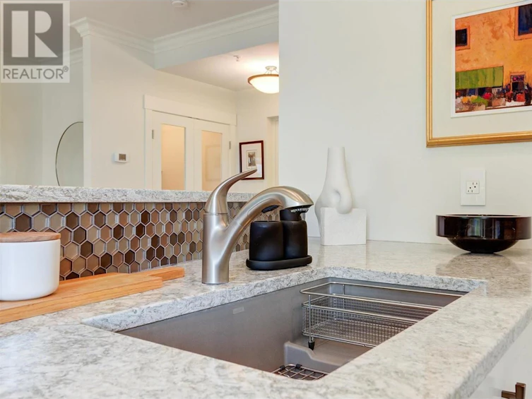 112-2901 Abbott Street, Kelowna, BC, V1Y 1G7 - 22