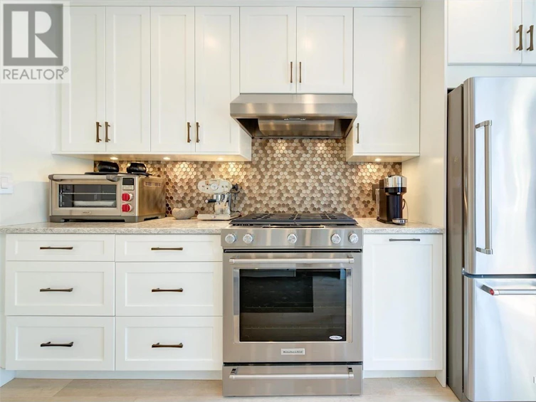 112-2901 Abbott Street, Kelowna, BC, V1Y 1G7 - 24