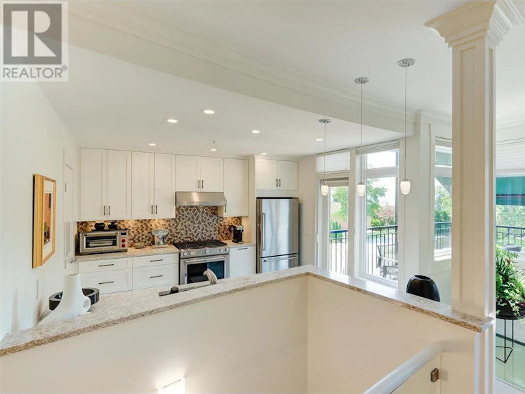 112-2901 Abbott Street, Kelowna, BC, V1Y 1G7 - 25