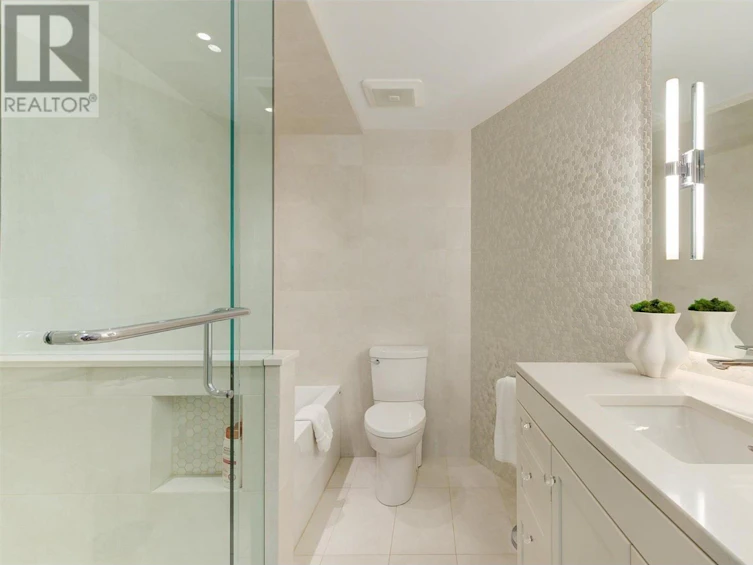112-2901 Abbott Street, Kelowna, BC, V1Y 1G7 - 40