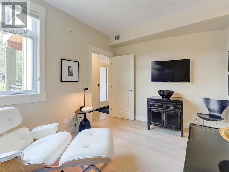 112-2901 Abbott Street, Kelowna, BC, V1Y 1G7 - 45