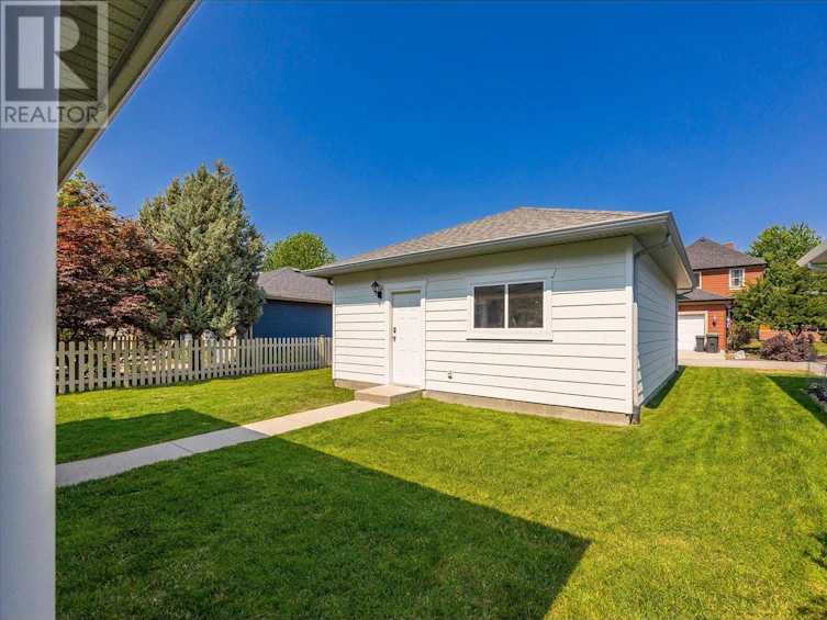 336 Mccarren Avenue, Kelowna, BC, V1W 5A6 - 37