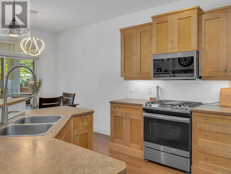 4813 Dillon Place, Kelowna, BC, V1W 5B3 - 10