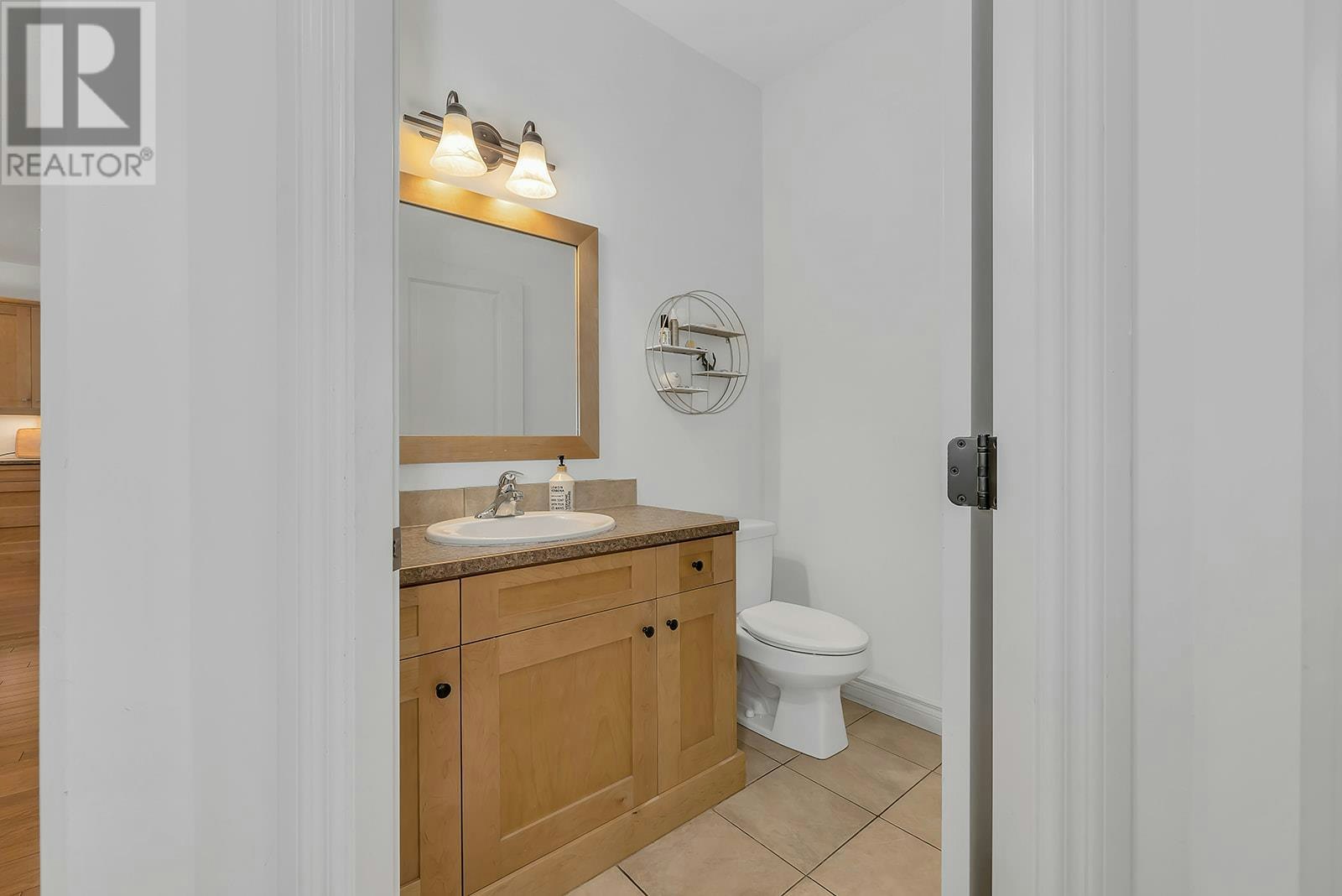 4813 Dillon Place, Kelowna, BC, V1W 5B3 - 16