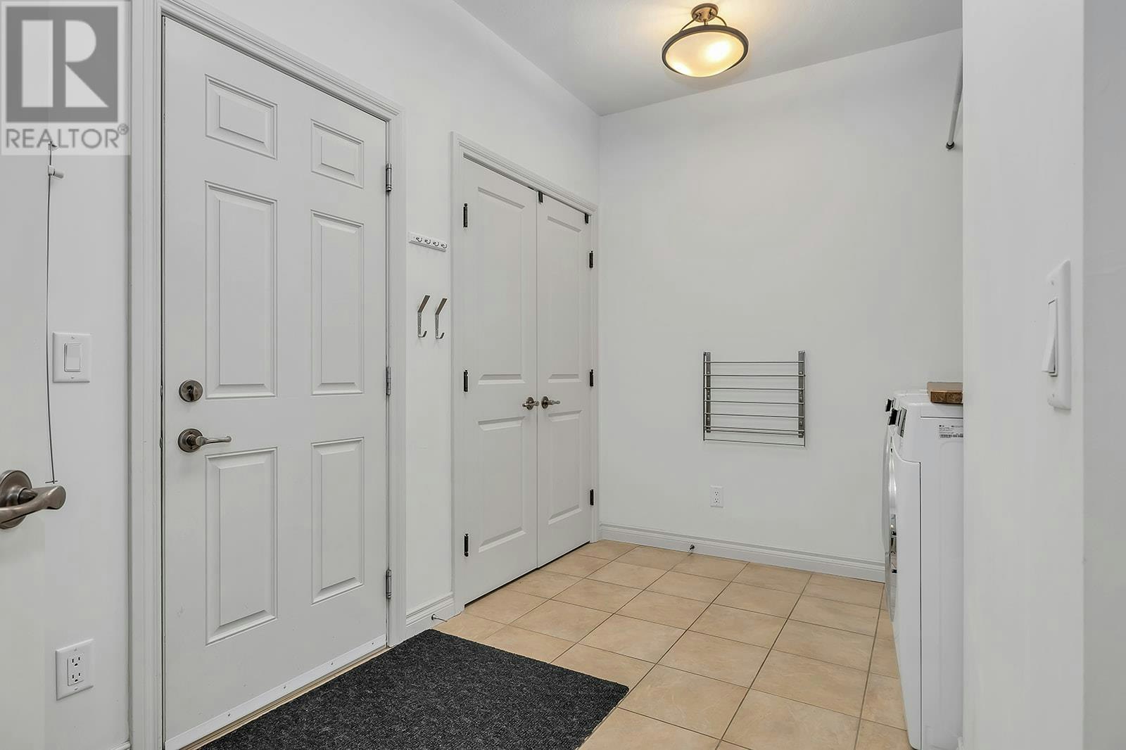 4813 Dillon Place, Kelowna, BC, V1W 5B3 - 18