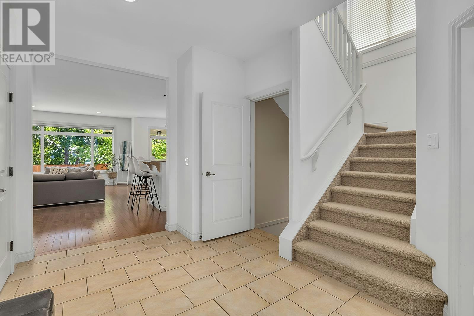 4813 Dillon Place, Kelowna, BC, V1W 5B3 - 4