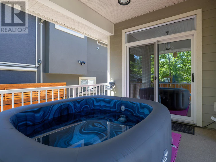 4813 Dillon Place, Kelowna, BC, V1W 5B3 - 48