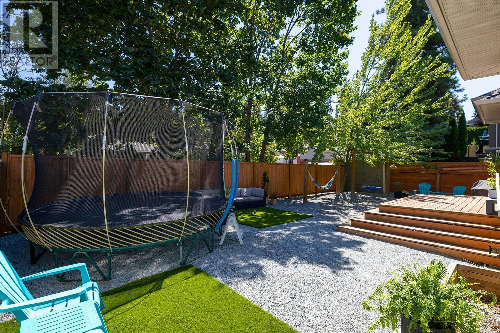 4813 Dillon Place, Kelowna, BC, V1W 5B3 - 49