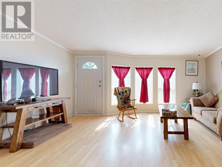 6882 Stokes Road, 100 Mile House, BC, V0K 2E2 - 6