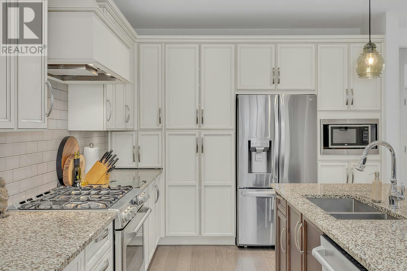 20-1960 Klo Road, Kelowna, BC, V1W 5L2 - 10