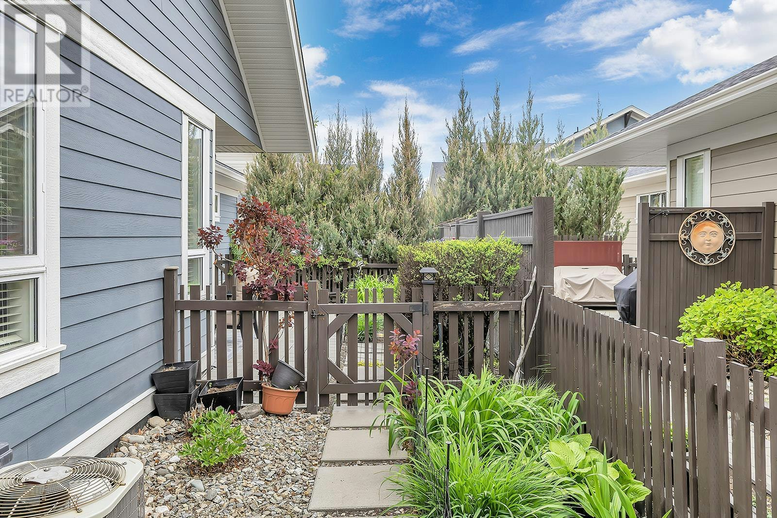 20-1960 Klo Road, Kelowna, BC, V1W 5L2 - 40