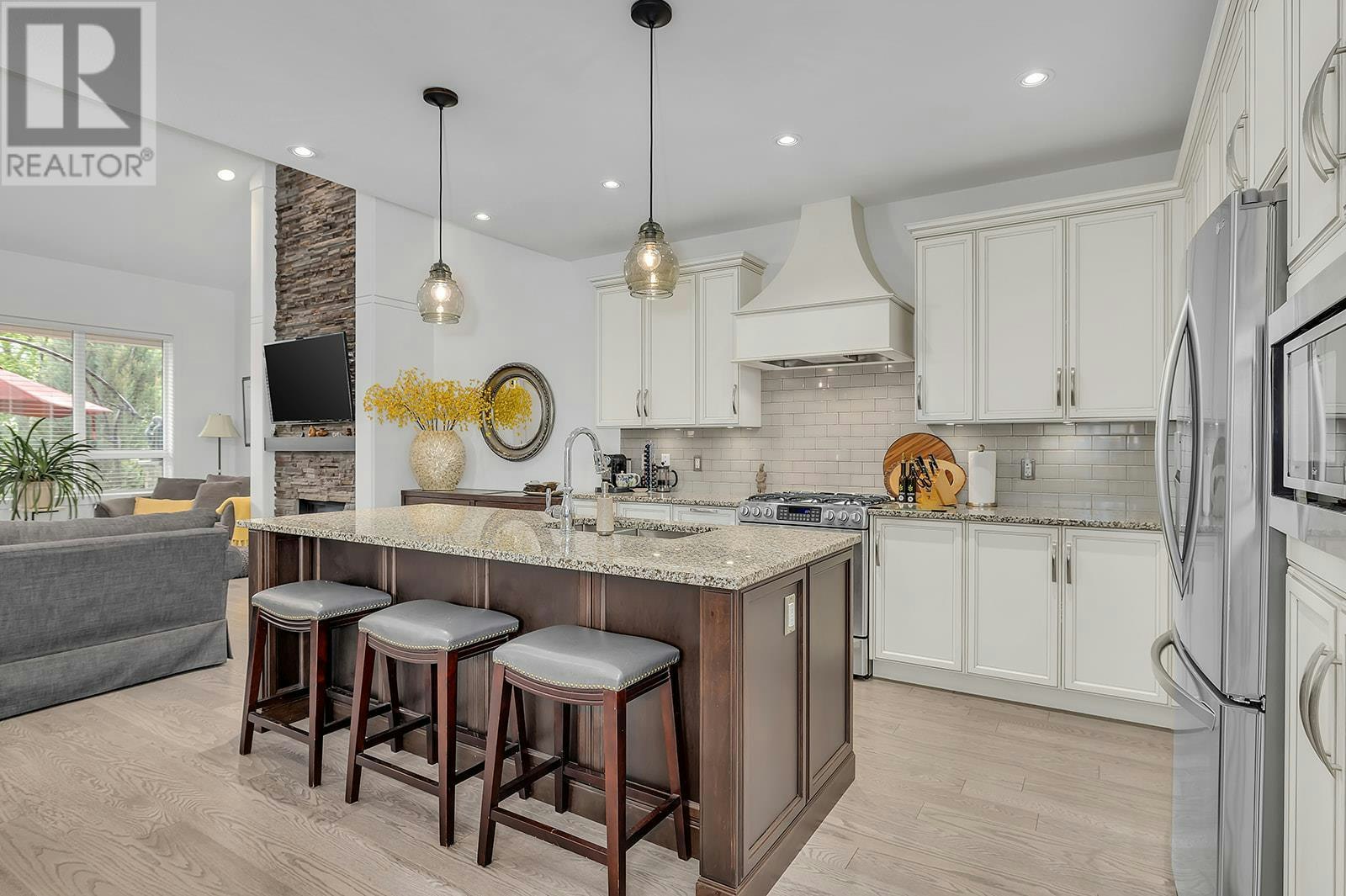 20-1960 Klo Road, Kelowna, BC, V1W 5L2 - 8