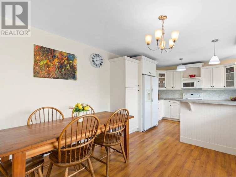 2169 Peters Road, West Kelowna, BC, V4T 2C3 - 11