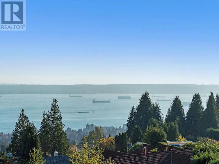 1416 Sandhurst Place, West Vancouver, BC, V7S 2P3 - 37