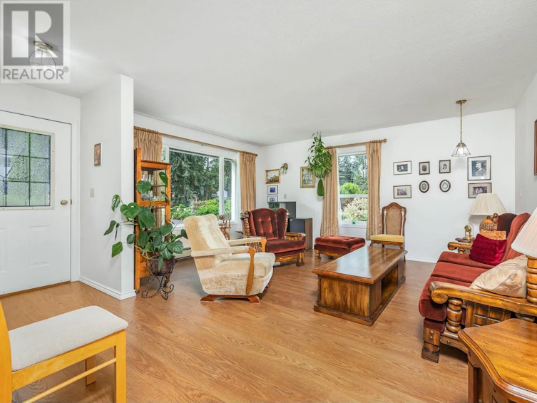 3388 Lockhart Drive, Armstrong, BC, V0E 1B8 - 11