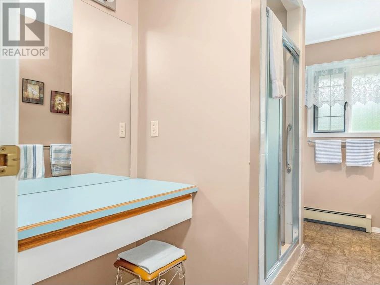 3388 Lockhart Drive, Armstrong, BC, V0E 1B8 - 17