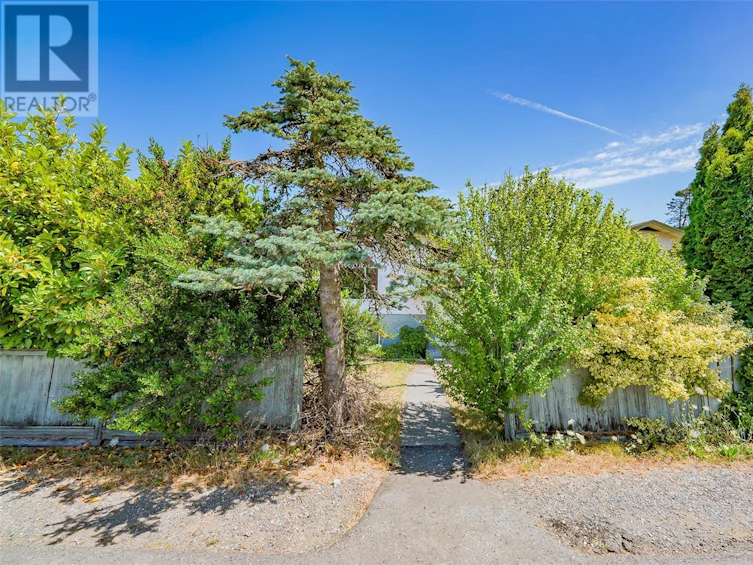 540 Wakesiah Avenue, Nanaimo, BC, V9R 3L1 - 25